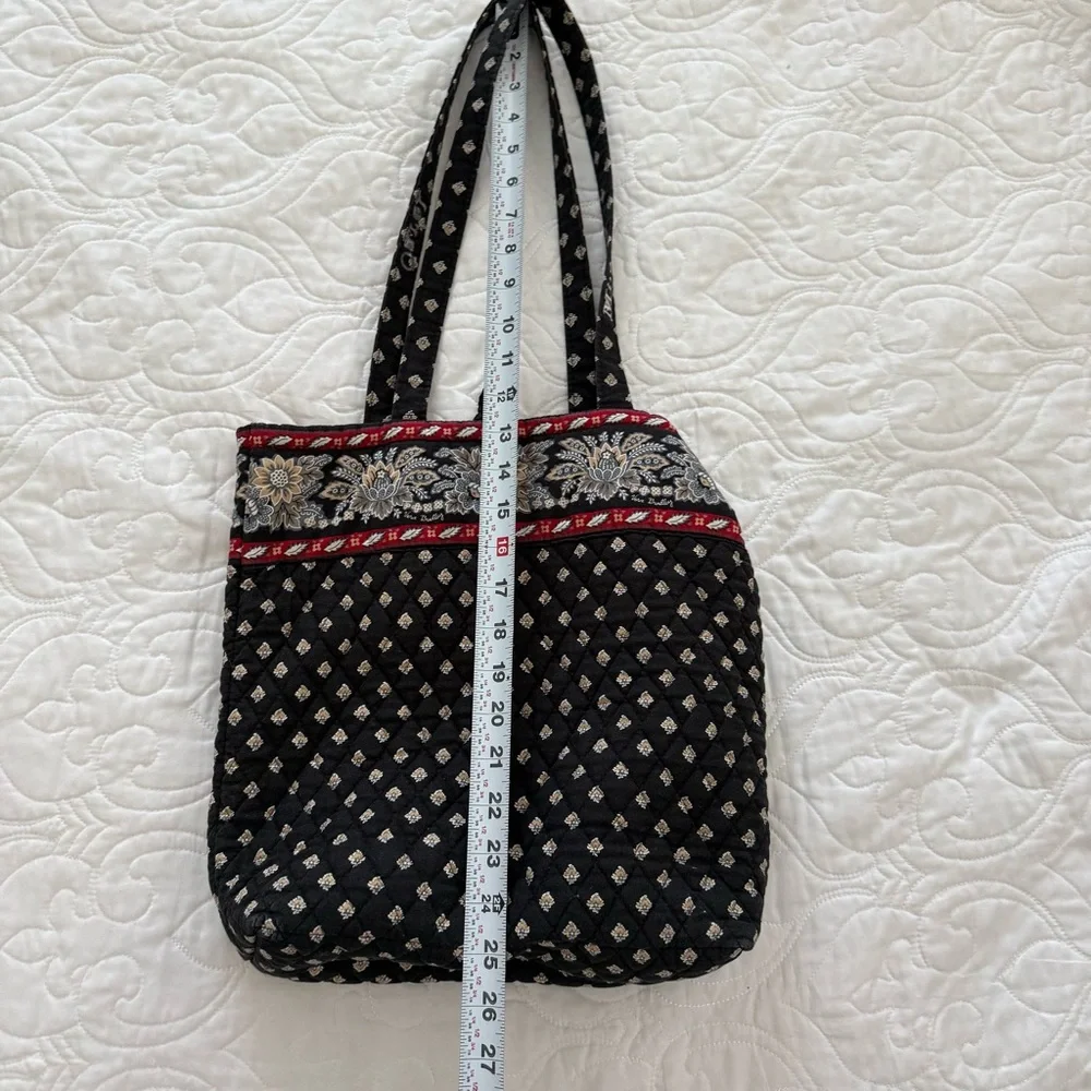 Vera Bradley Classic Quilted‎ Flower & Leaf ShoulderTote Book Bag Black EUC - Picture 5 of 9
